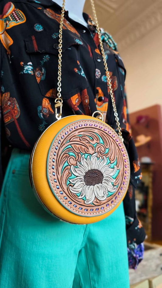 Goldie June- Round Clutch