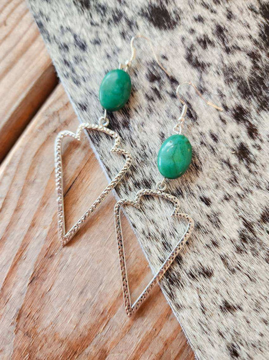 Arrow head with turquoise stone