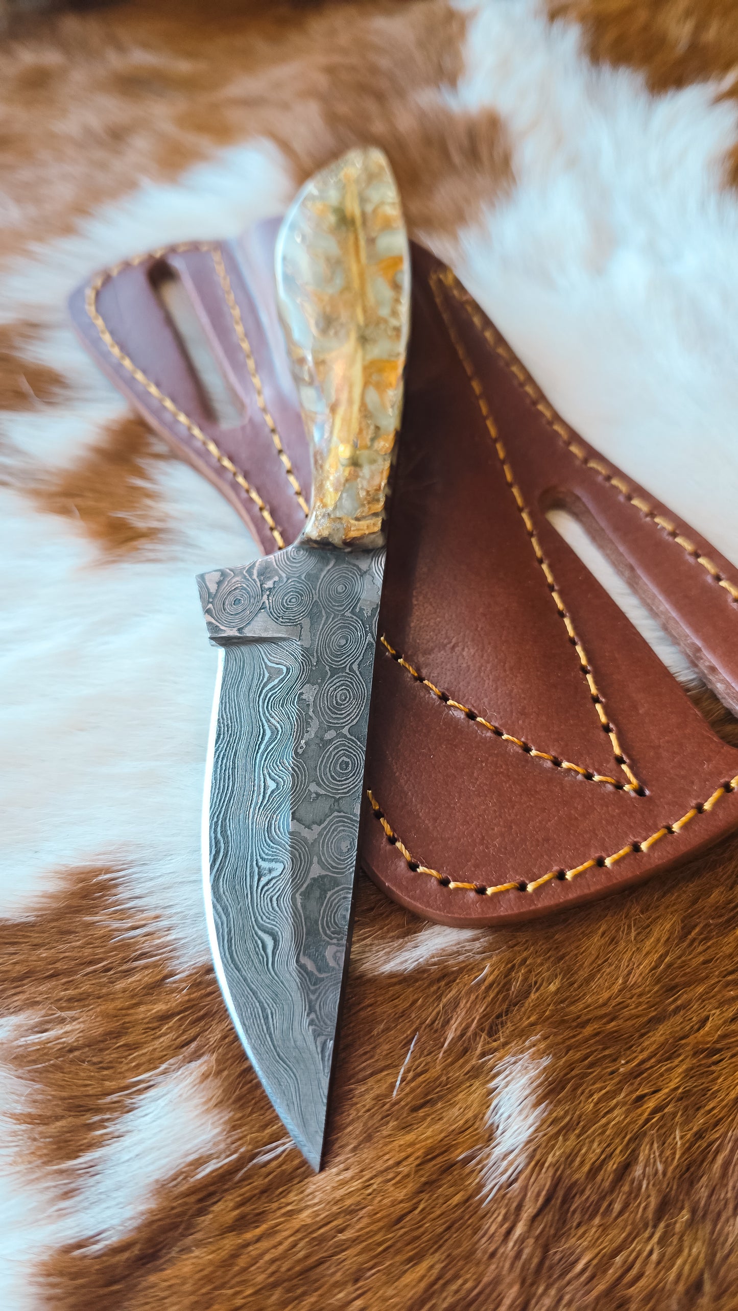 Pinecone Skinner Knife