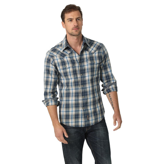 Wrangler Retro Blue and Tan Plaid long sleeve Pearl snap