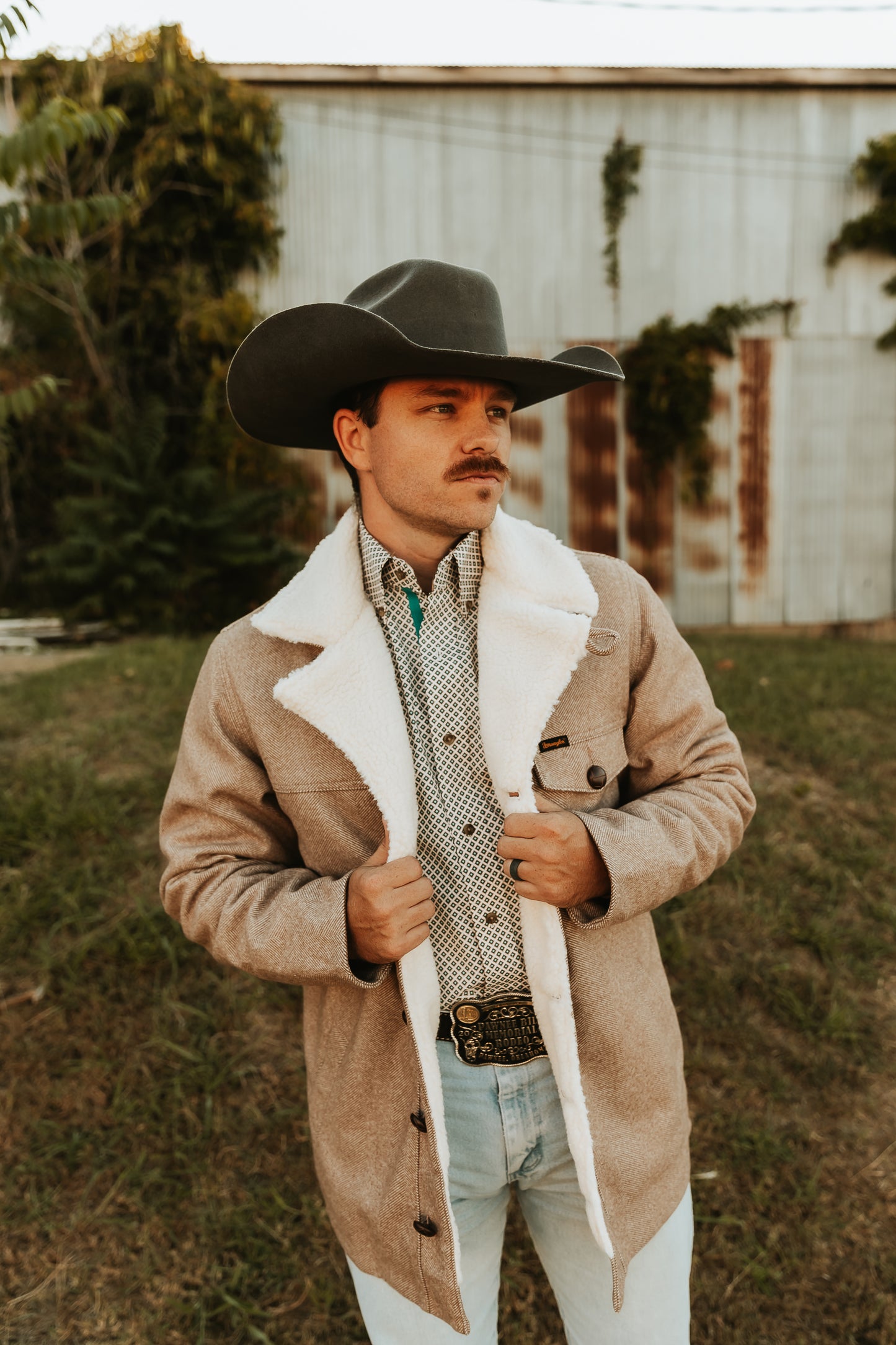 Cattleman's Tweed Sherpa Jacket - Neutral Brown