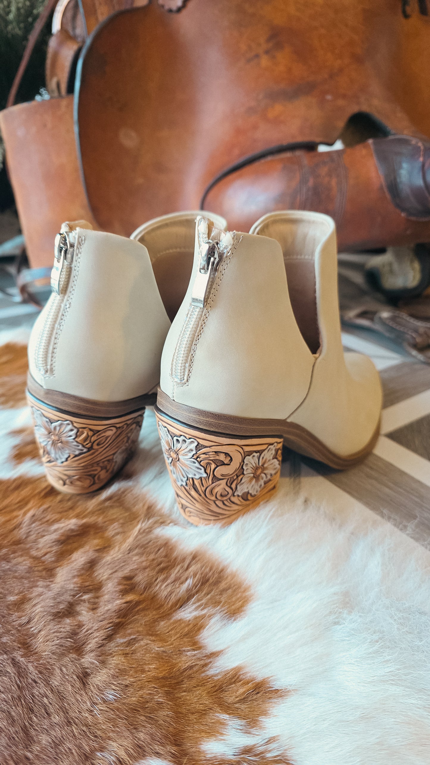 Tooled Heels- Off White Booties