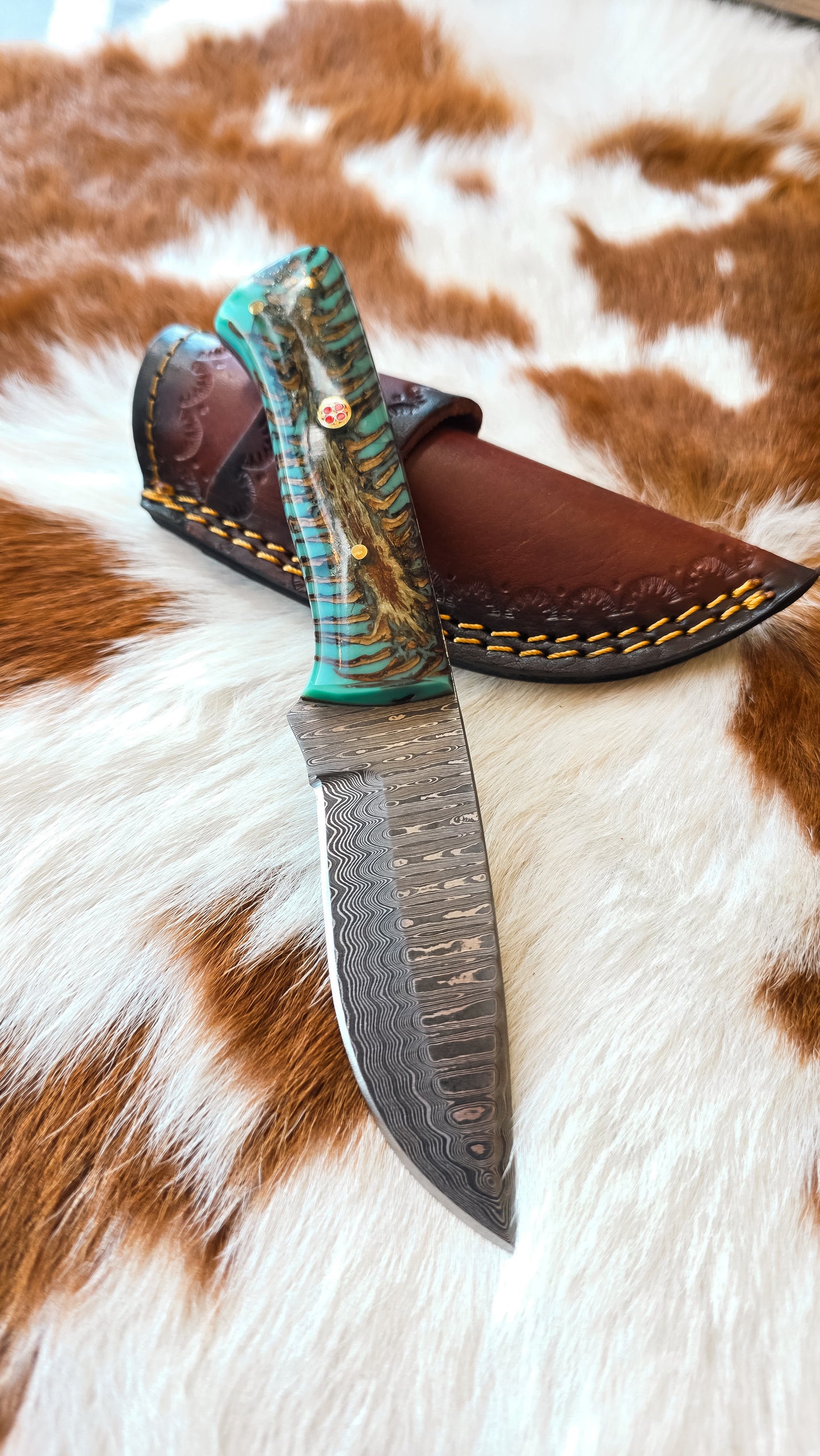 Turquoise Pine Cone Knife
