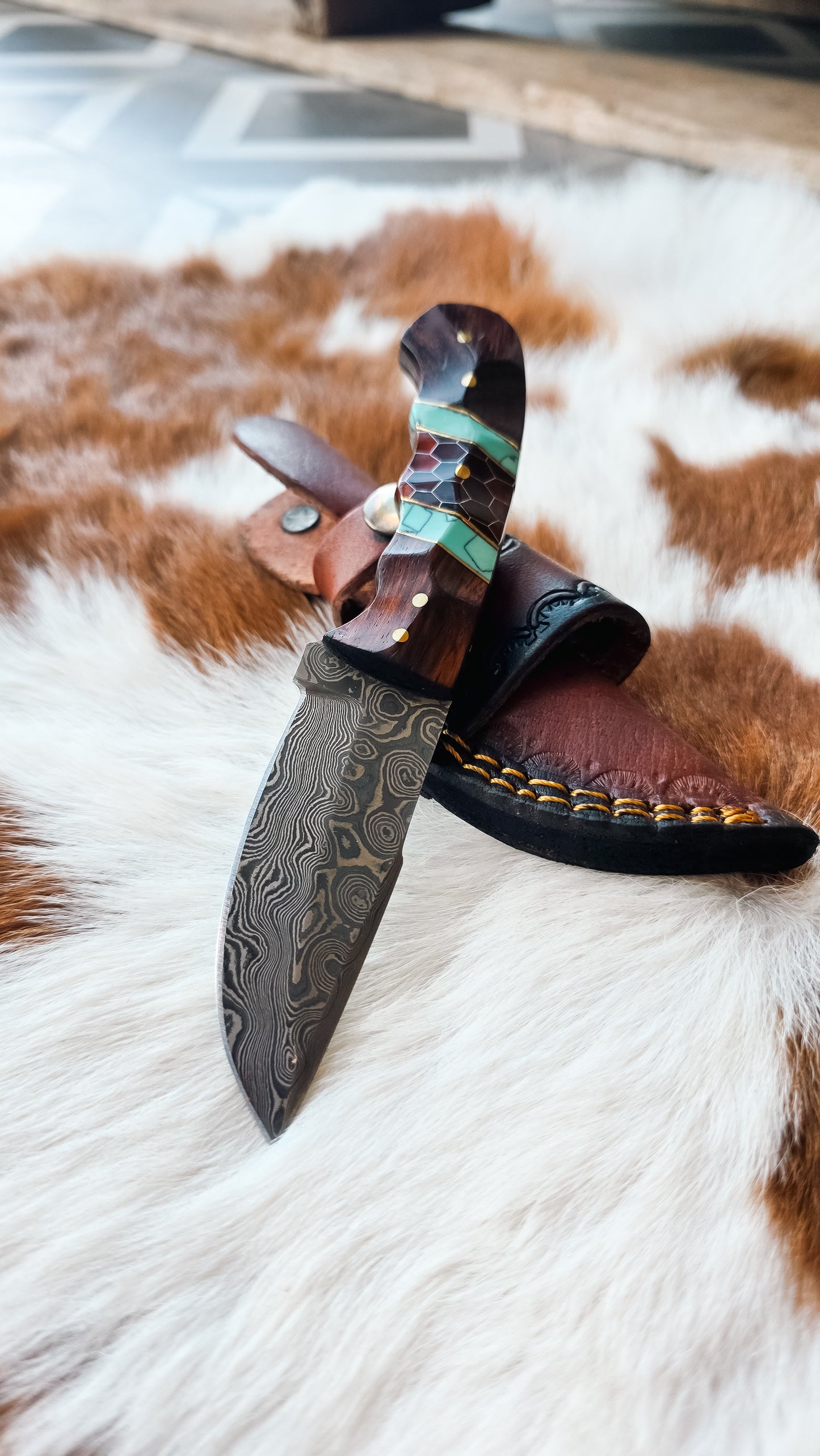 Amber & Turquoise Skinner Knife