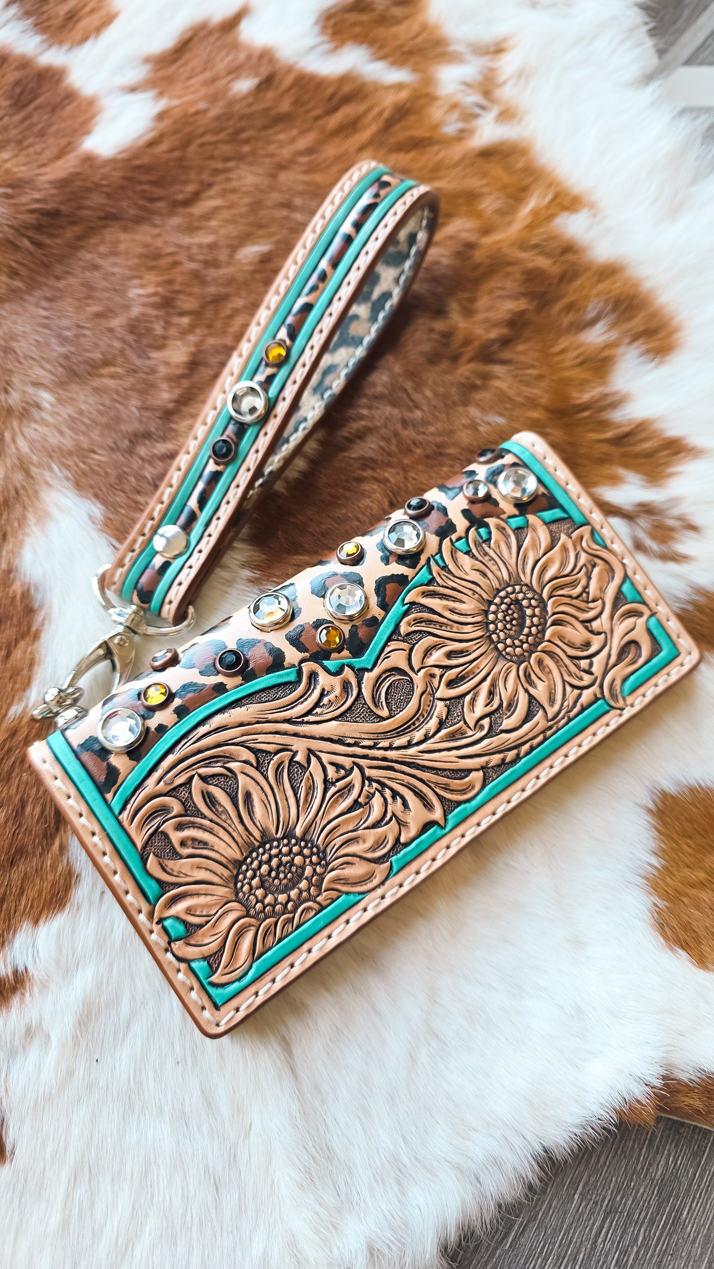 The Renegade Traveler-Sunflowers|Cheetah