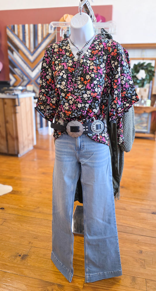 Black floral Top