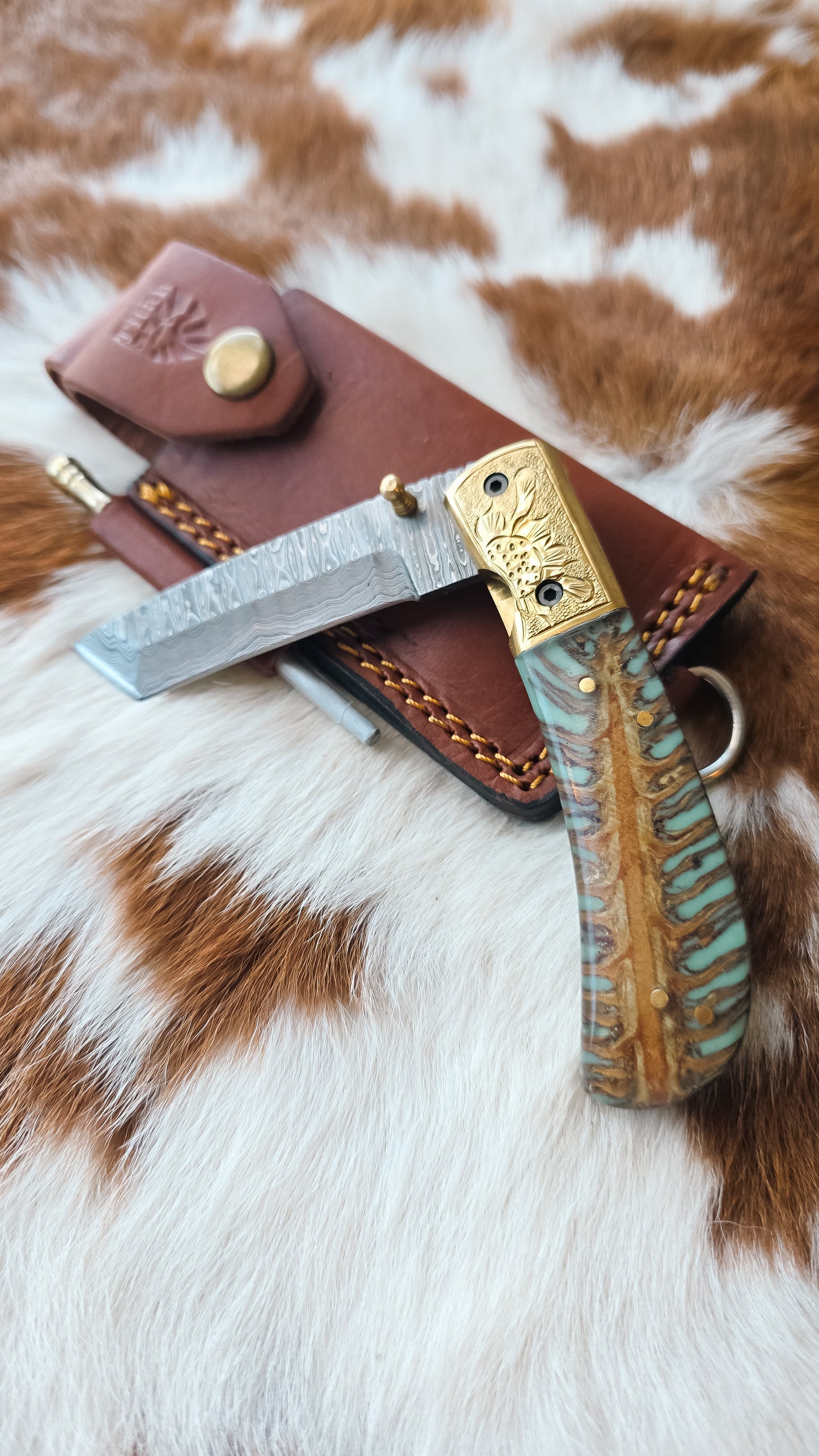 Turquoise Pinecone Tanto Folding Knife